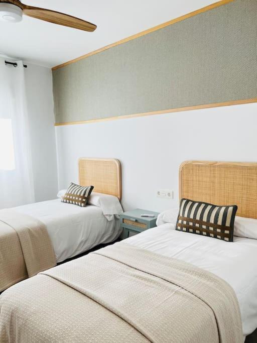 Villa Axarquia Paraiso 88 Sinese Design Homes 비뉴엘라 외부 사진